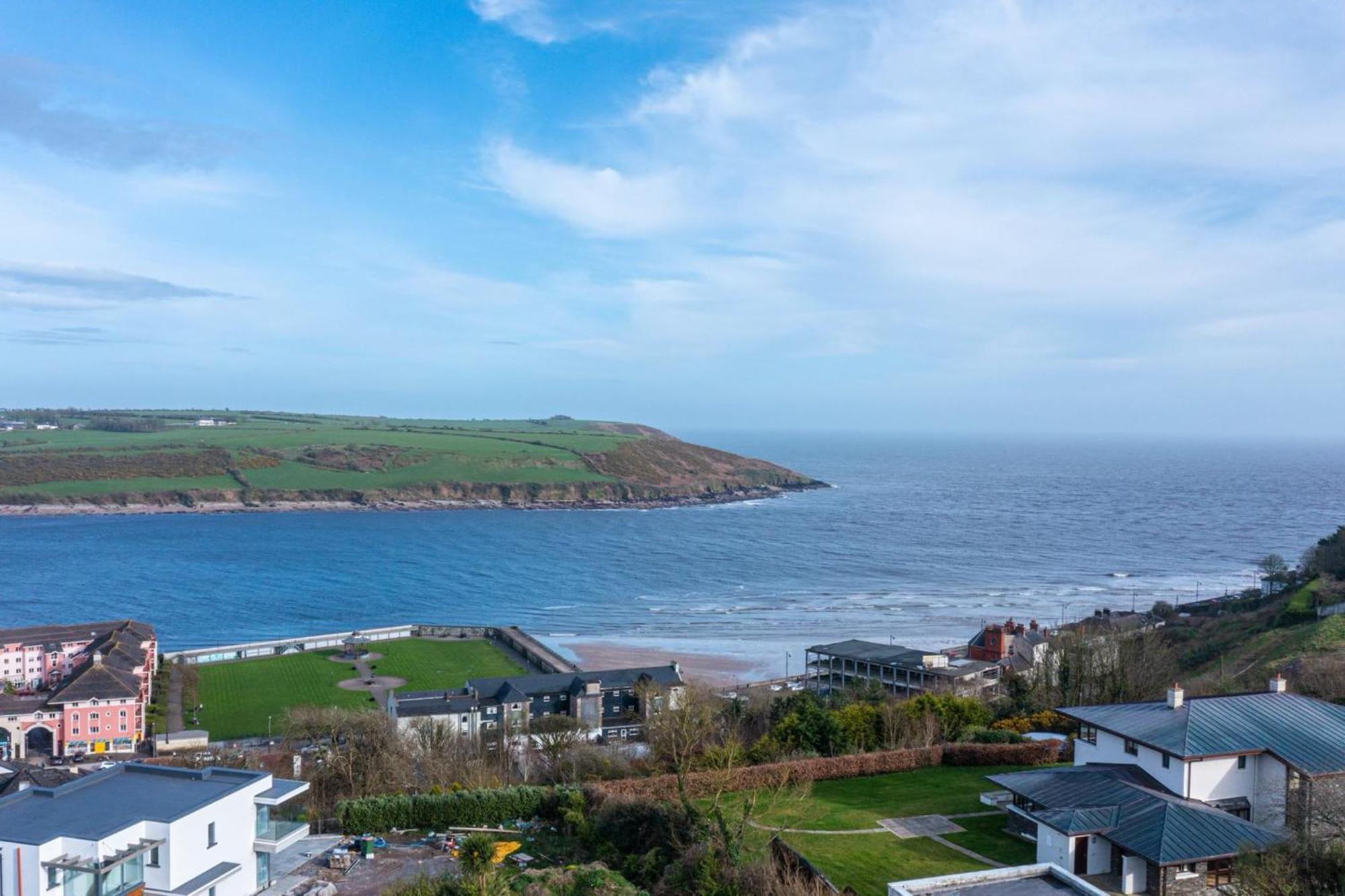 Sea Whispers - My Charming Costal Retreat In Youghal Eksteriør billede