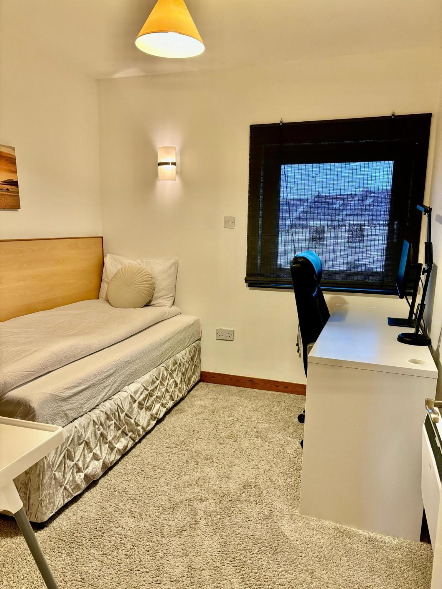 Sea Whispers - My Charming Costal Retreat In Youghal Eksteriør billede